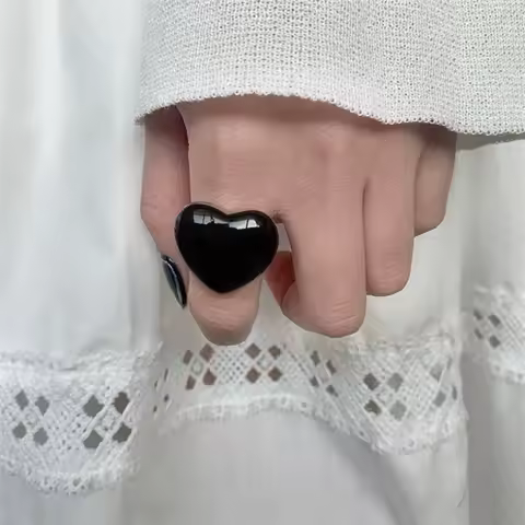 Versatile Cute New Acrylic Black Heart Solid Color Rings Women Men Couples Funny Finger Ring INS Y2K