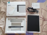 HUION INSPIROY RTE100 DRAWING TABLET