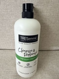 TRESemme Conditioner 940ML - Cleanse & Replenish 護髮素 維他命 輕盈 滋潤