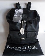 KENNETH COLE NEW YORK，皮革、女用、14吋休閒包 - 黑色