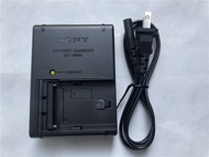 Suitable for Sony A200A300 A450 A550 A580 A57 SLR camera NP-FM500H battery charger