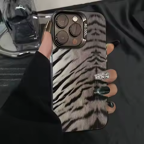 Mighty Tiger Pattern Phone Case For Samsung Galaxy S23 S24 S25 Ultra S22 S21 S20 Plus FE A15 A35 A55
