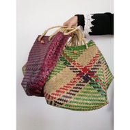 BEG MENGKUANG BERTANGKAI