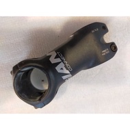 GIANT 70MM STEM USED FOR 3 WEEKS ONLY (TAKEN OUT FROM GIANT BIKE) 31.8 / 1 1/8" USED STEM SELLING CH