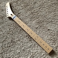602Banana Headstock 6 Strings Electric Guitar Neck Unfinished Maple With Maple Trod Inlay No Frets N