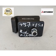 Mitsubishi Canter FB511 Front/Depan Engine Mounting