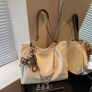 Trendy Female Bag 0 All-Match Commuter Texture Pearl Chain Large Capacity Casual One-Shoulder Tote B