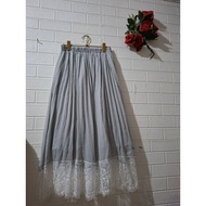 Axes femme grey mix brocade skirt