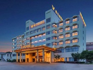 Vienna Hotel (Anqing Huaining Duxiu Branch)
