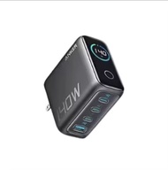 Anker B2697ที่ชาร์จแบตเตอร์รี่แกลเลียมไนไตรด์140วัตต์พร้อมหน้าจออัจฉริยะชาร์จเร็ว140WPD 3C1A สี่พอร์