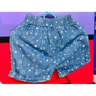 Short pants girl (bundle)