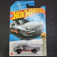 Hot Wheels Porsche 928S Safari