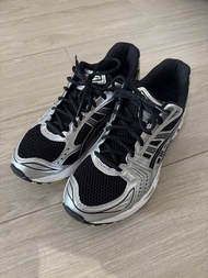 ASICS GEL-KAYANO 14 黑銀黃色 9.5