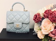 ♡ ♡ Chanel Clutch with Chain Baby Blue 羊皮 / Mini Mini Flap Bag with Handle / Mini Vanity Case / Hand