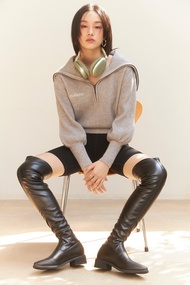 maison KEEPS | Arctic Zipper Knitted Sweater | เสื้อไหมพรมแขนยาวซิปหน้า