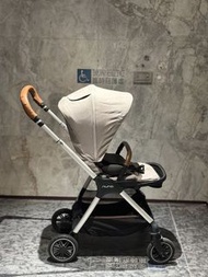 Nuna TRIV 輕量型雙向嬰兒推車 (初生至4歲)