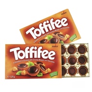 (พร้อมส่ง🔥) Toffifee Chocolate (Storck) ทอฟฟี่เฟย์ ช็อกโกแลตผสมเฮเซลนัต นำเข้าจากเยอรมนี 125 กรัม🍫