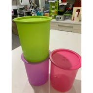 Tupperware one touch 1.25L(1)