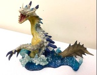 [二手特賣場🎉] 魔物獵人 Monster Hunter DXF 海龍亞種 模型⚡🌊; Monster Hunter Lagiacrus Figure; 怪物獵人 芒亨 稀有 絕版 白海龍 Ivory