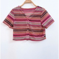 American crop top t-shirt - 2 Hands (Size M). American crop top - 2 Hands (Size M)