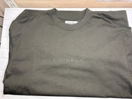 Calvin Klein 灰色T恤