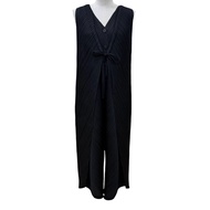 成色極佳☆ 三宅一生 (Issey Miyake) 的PLEATS PLEASE PLEASE PP81-JI443 層疊設計連身褲，黑色，3 碼，日本製造，正品，女款