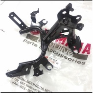 Headlight Bracket stay 1 Yamaha R25 1WD-F8356-00 ORIGINAL FM1 MXS