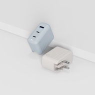 Allite A1 PRO 70W 1A+2C 氮化鎵三孔快充 | 附萬國轉接頭