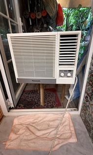 一匹Panasonic九成新，窗口機 大角咀自取