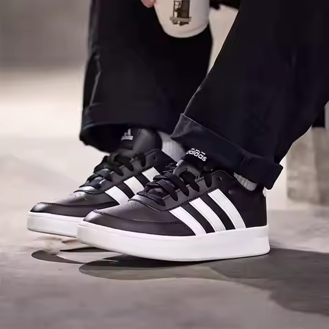 2026 New Adidas Mens Tennis Shoes HP9425 Black White Casual Sneakers