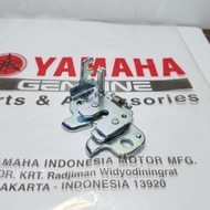 Yamaha Lexi, FREEGO, AEROX, XMAX, Seat Hinge Lock Holder