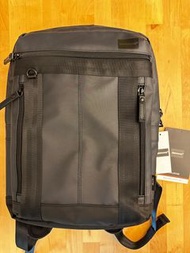 99新 <日本購> BERMAS 海軍藍色 輕量 輕便 輕身 背囊 背包 手提袋 電腦袋 正式 返工袋 多間隔 多袋  防水 防潑水 極新 中古 二手 BERMAS Backpack