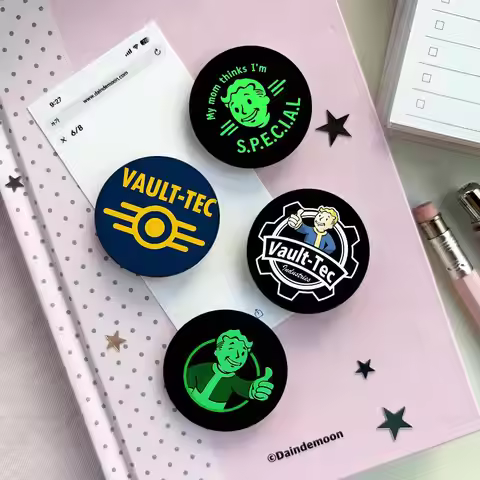 Games V-Vault T-Tec Logo Round Badge Creative Brooch Clothing Backpack Accessories Lapel Pin