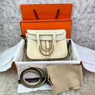 愛馬仕  Hermes Halzan 25 Bag 奶昔白金釦  Z刻