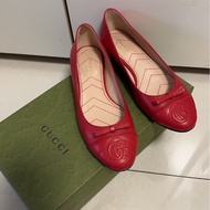 Gucci紅色平底鞋