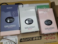 # 80 年 color 限量作， sony 焗漆溥身罕有金屬機wm 109, Aiwa 限量顏色型格hs- ps003 連原装耳機，收藏之選