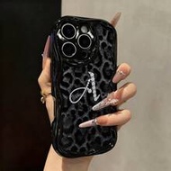 เคสโทรศัพท์ลายเสือดาวพิมพ์ตัวอักษรใหม่ลายครีมสีดำนุ่มเหมาะสำหรับ IP17/IP17PROMAX/Iphone16//Iphone16p