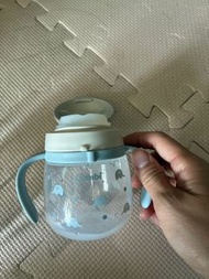 Combi 嬰兒學習杯