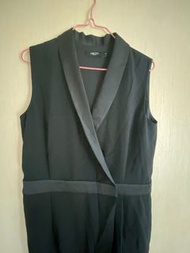 G2000 黒色西裝式連身長褲，已剪牌，全新未穿。size 36，適合高165cm