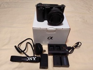 Sony ZV-E10 + (第二代最新鏡頭) E 3.5-5.6/PZ 16-50 OSS II + 叉電器 + 1 Sony 原廠電 + 1副廠電 (2023年12月13日豐澤買入)