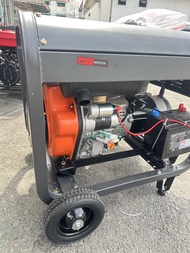 เครื่องปั่นไฟดีเซล/เครื่องปั่นไฟชาร์จโดรน 8500 วัตต์ ยี่ห้อMonta รุ่น MT8GF-ME-F3 กำลังไฟสูงสุด 8.5