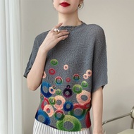 Issey Miyake new apparel Pleated Short Sleeve T-shirt 2023 Summer Womens Loose Plus Size Bat Sleeve 