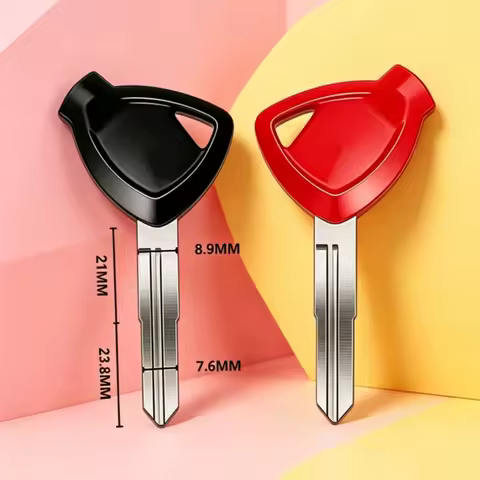 1/3pcs For Suzuki AN200 AN250 AN400 AN650 Burgman AN 125 250 400 Motorcycle Uncut Blade Magnet Key