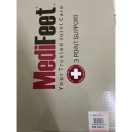 Kasut nurse putih dan cantik