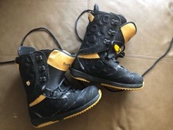 Used Burton Womens Sapphire Snowboard Boots Black Gold