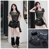 UMEE STORE QCCC QCL1 CV0684 60315 pleated leather skirt with pointed flap pattern