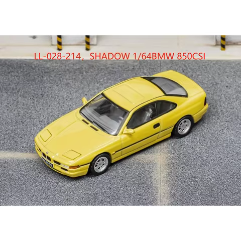 DCT 1:64 SCALE ALLOY CAR MODEL 850CSI ，headlights can be flipped