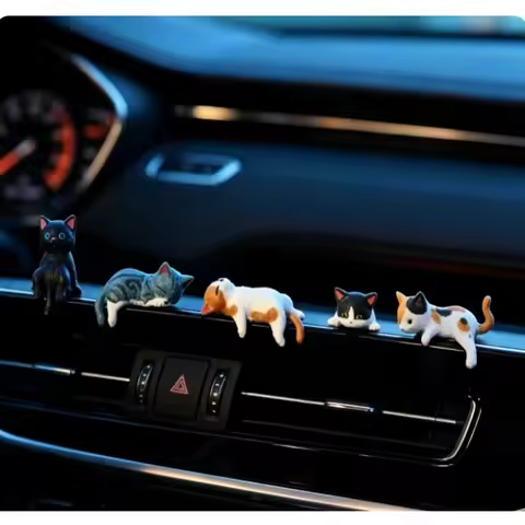 5pcs Cute and Super Cute Cat Car Screen Decoration, Car Center Console Display Screen Decoration