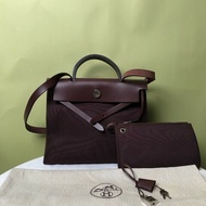 Hermes 酒紅色銀扣皮拼帆布Herbag31