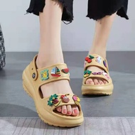 NEW CROCS FOR WOMEN CROCS SANDALS NEW STYLE LOVELY SANDALS FOR WOMEN